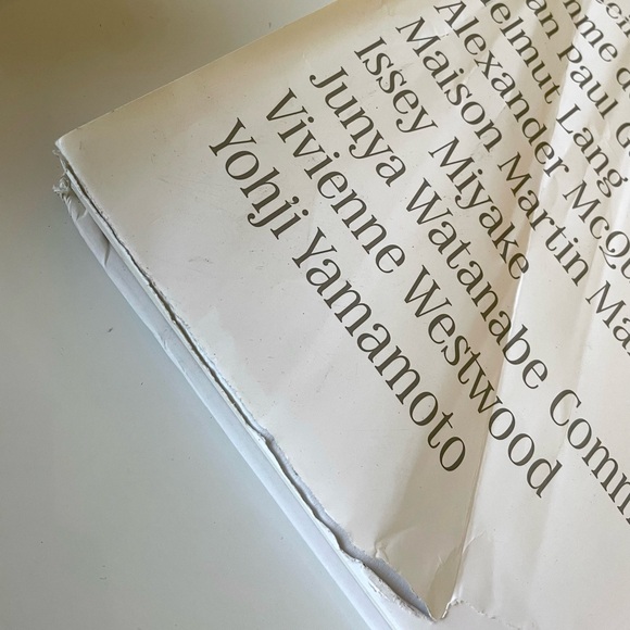 Radical Fashion Photo Collection Comme des Garcons Margiela Yohji Yamamoto - Picture 7 of 8